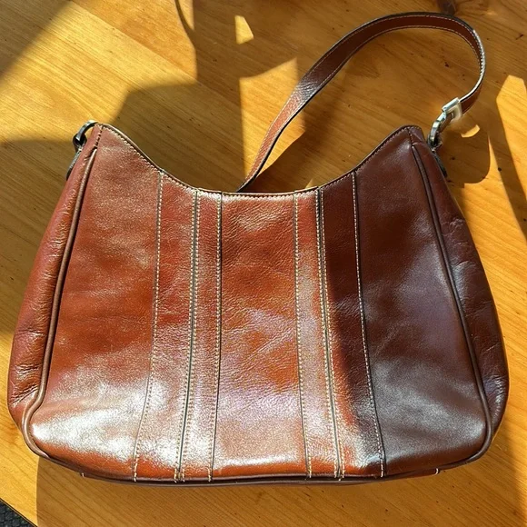 Etienne Aigner leather bag - Picture 4 of 5